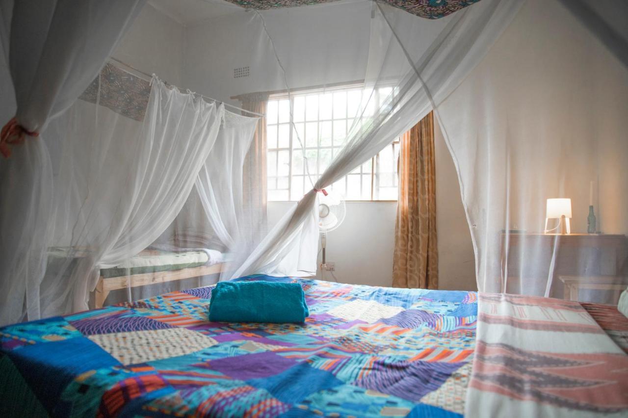 Pakachere Backpackers Lodge Zomba Exterior foto