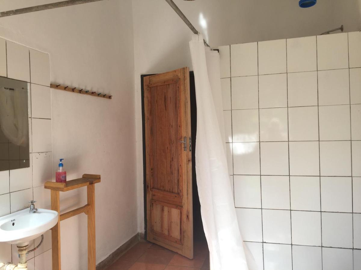 Pakachere Backpackers Lodge Zomba Exterior foto