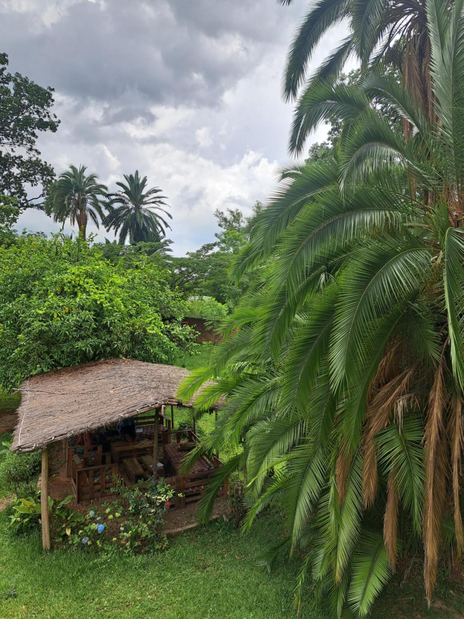 Pakachere Backpackers Lodge Zomba Exterior foto
